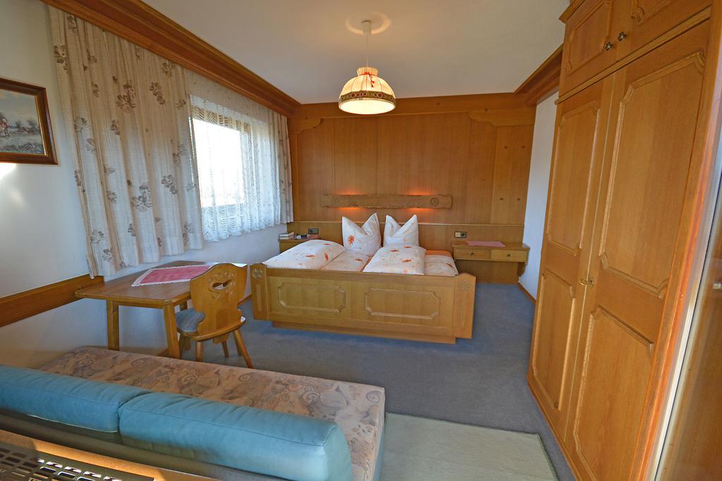 Appartementhaus Lechner Arzl im Pitztal Zimmer foto