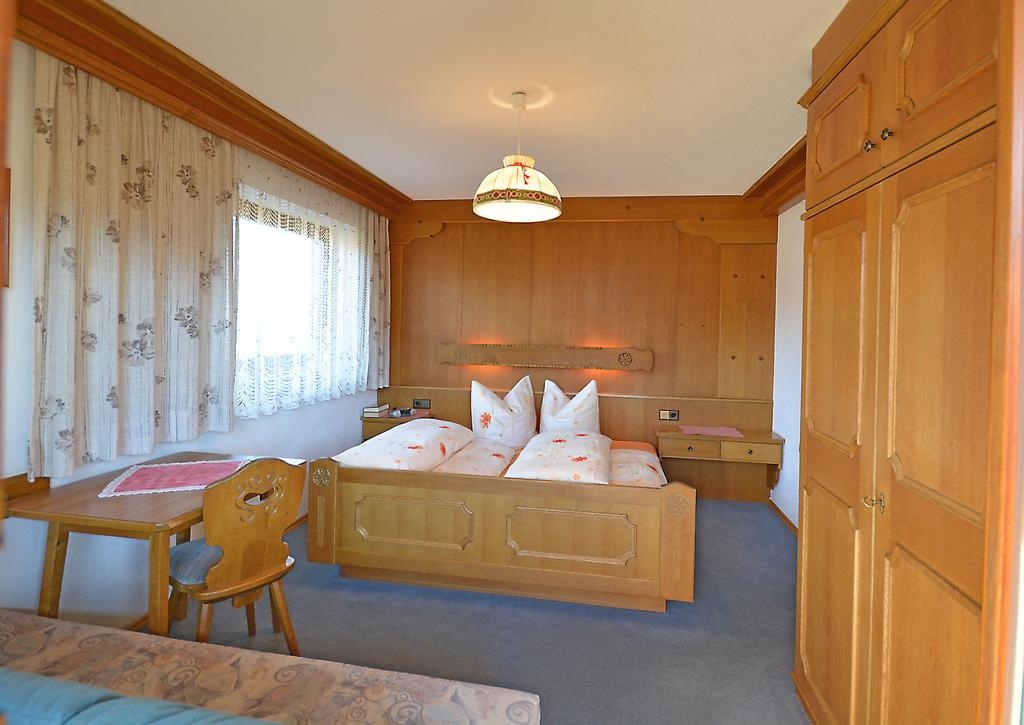 Appartementhaus Lechner Arzl im Pitztal Zimmer foto
