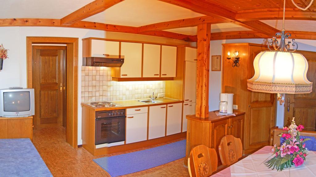 Appartementhaus Lechner Arzl im Pitztal Zimmer foto